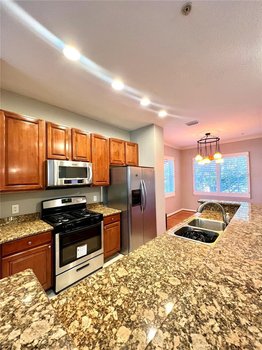 Townhouse at 809 HARBOR OAK LN, CLEARWATER, photo 17 of 33