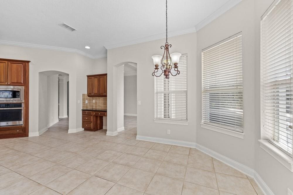 Single Family Residence at 25515 HAWKS RUN LN, SORRENTO, photo 8 of 64
