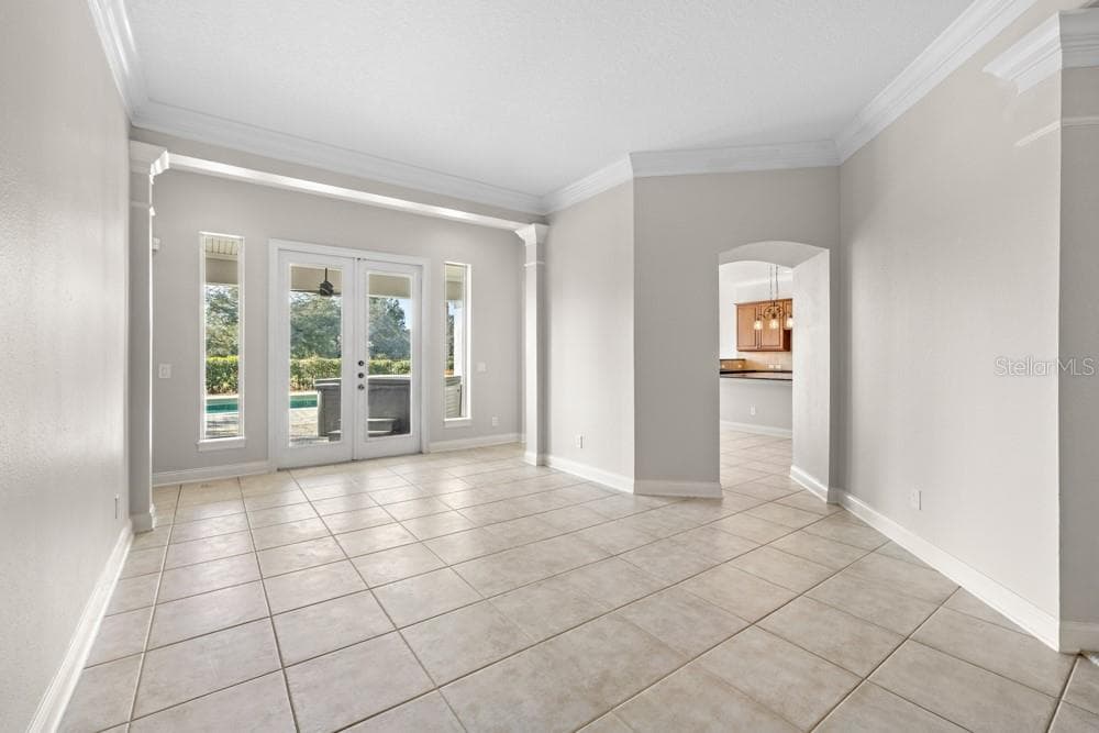 Single Family Residence at 25515 HAWKS RUN LN, SORRENTO, photo 16 of 64