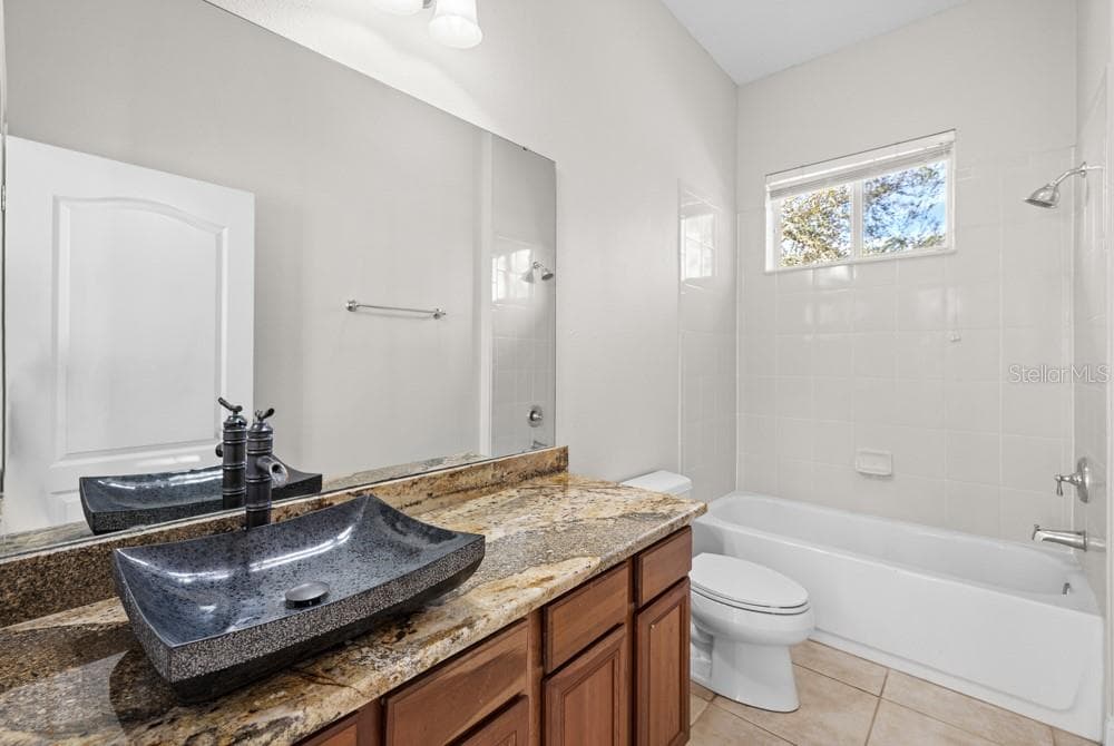 Single Family Residence at 25515 HAWKS RUN LN, SORRENTO, photo 28 of 64