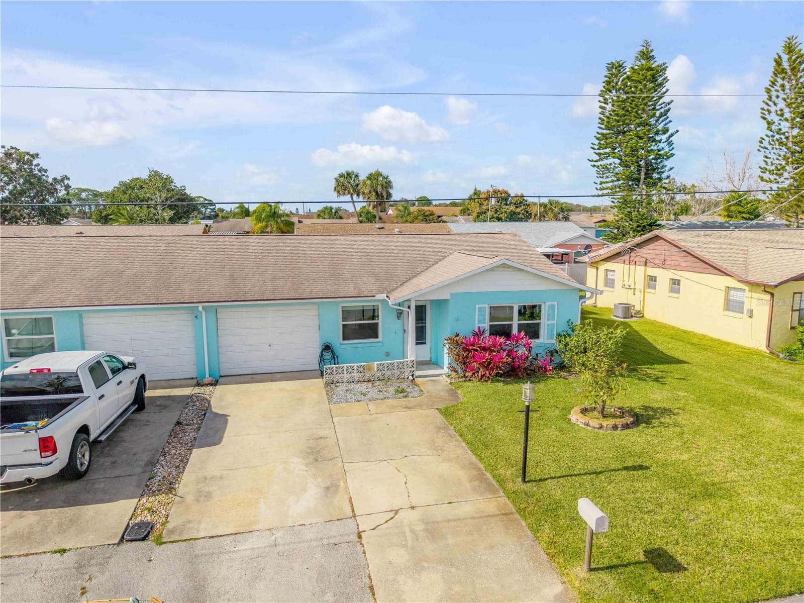 26 LAUGHING GULL LN