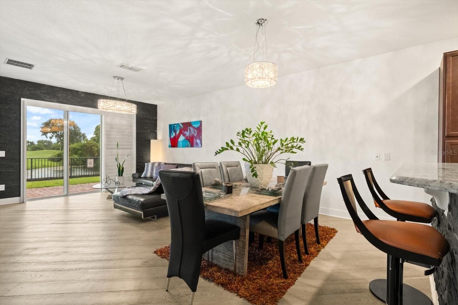 Living room - 10613 BELFRY CIR, ORLANDO