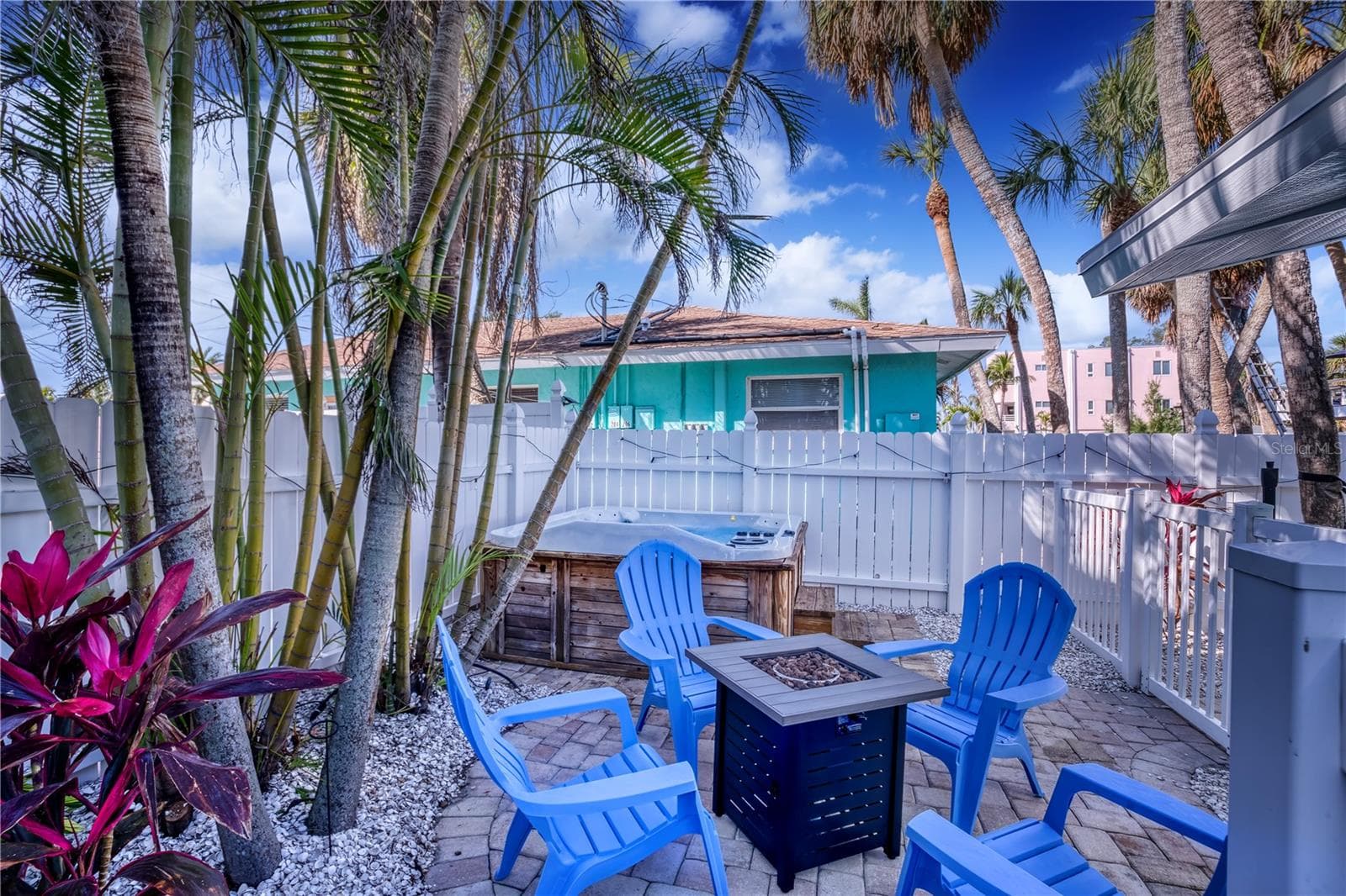 Duplex at 3604 GULF DR #A and B, HOLMES BEACH, photo 24 of 49