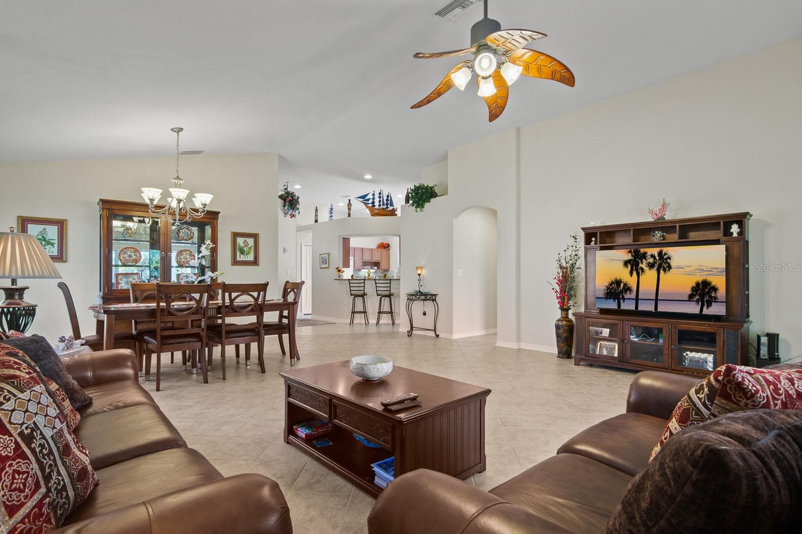 Single Family Residence at 20520 HOMOSSASA CT, LAND O LAKES, photo 9 of 55