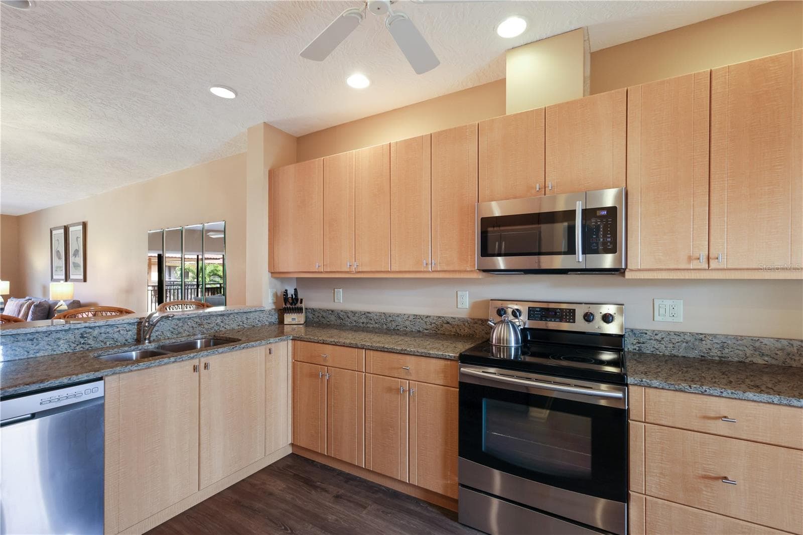 Condominium at 6006 GULF DR #214, HOLMES BEACH, photo 25 of 38