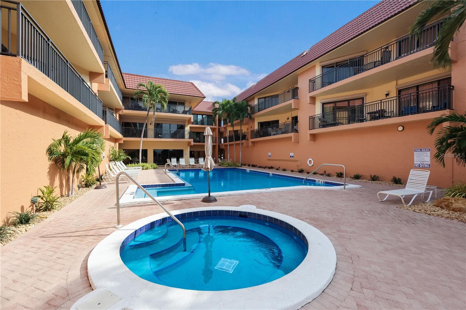 Condominium at 6006 GULF DR #214, HOLMES BEACH, photo 31 of 38