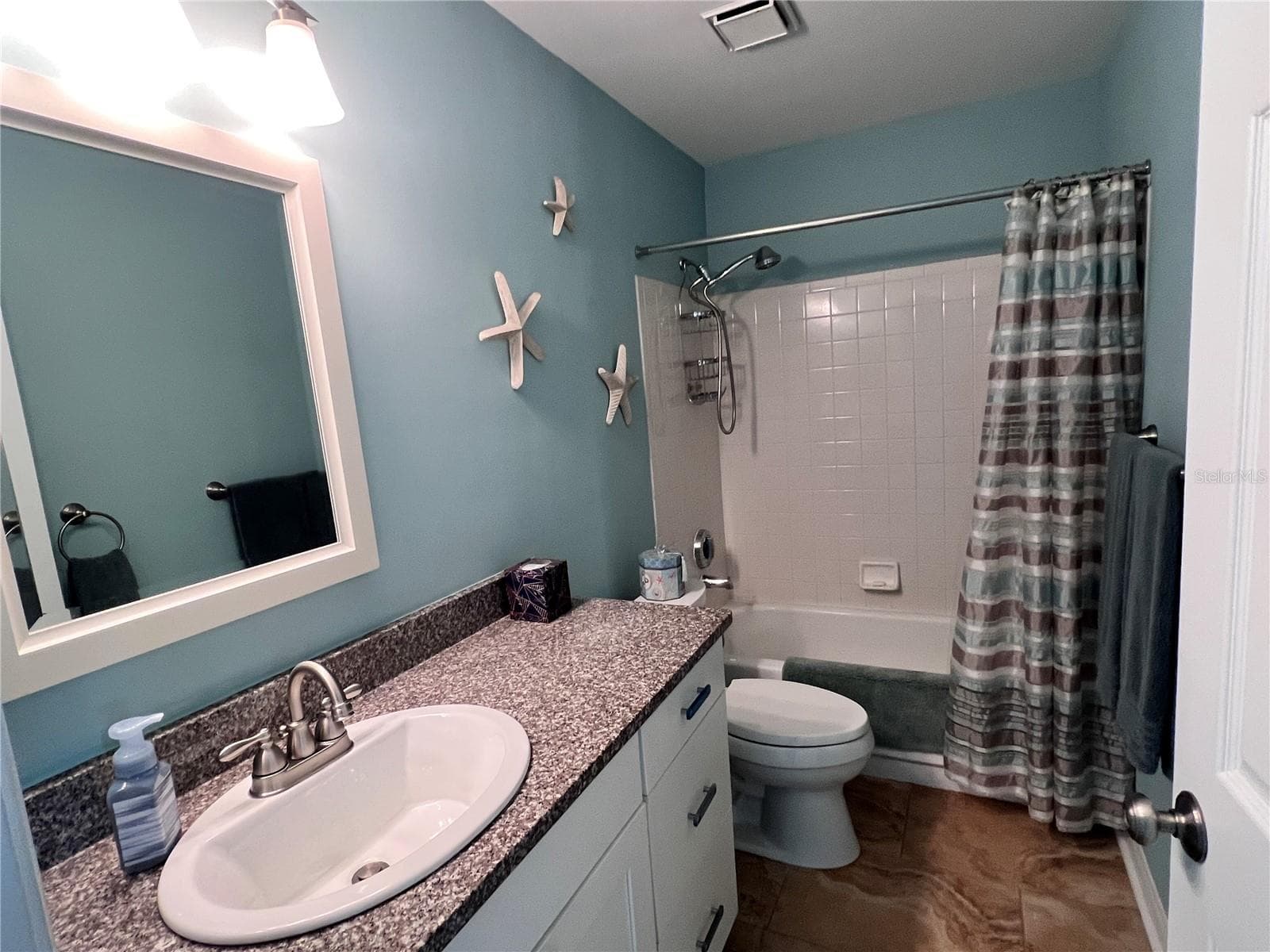 Condominium at 4040 CROCKERS LAKE BLVD #1717, SARASOTA, photo 13 of 44