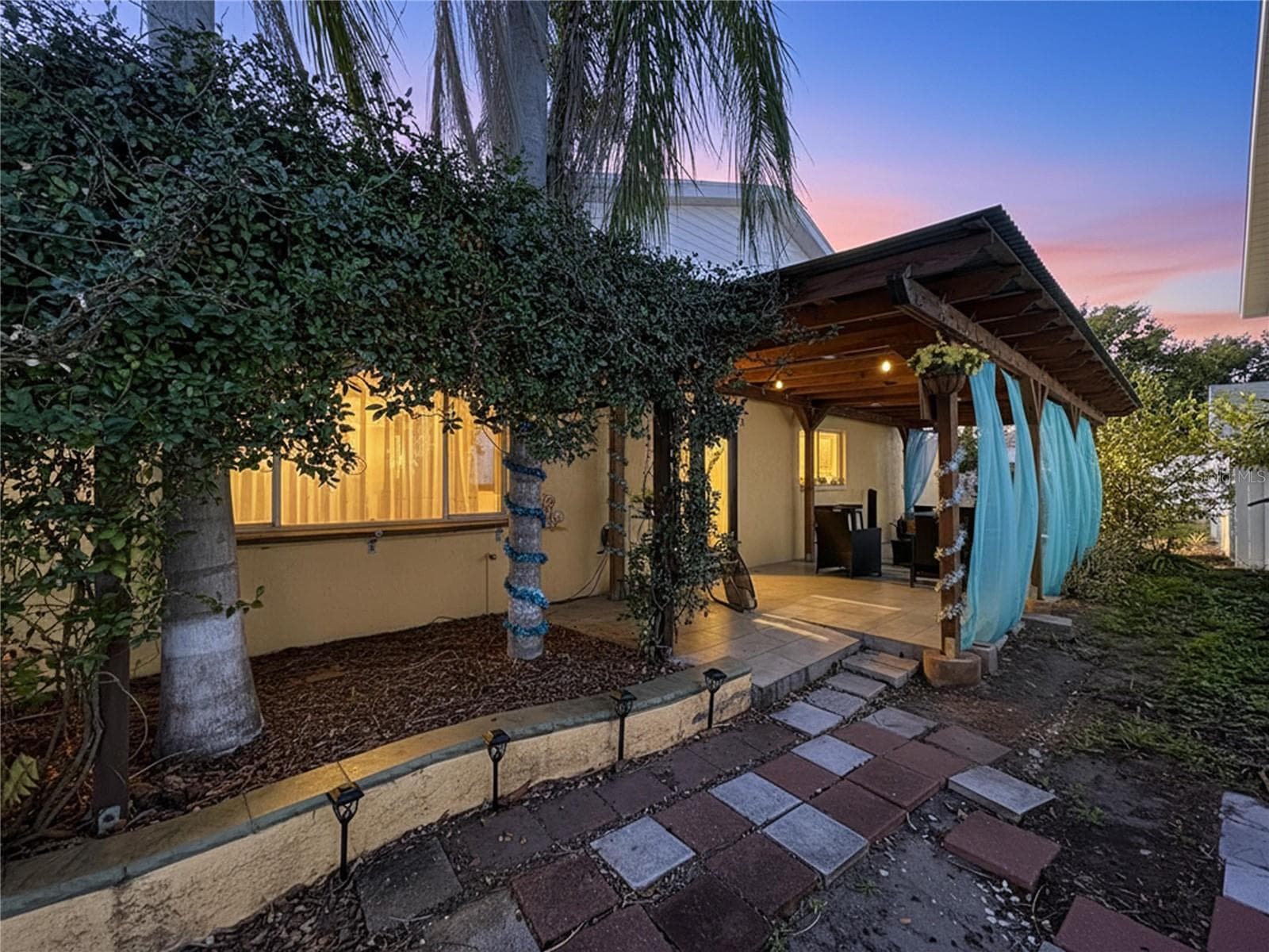 Single Family Residence at 11115 CHERRYWOOD LN, RIVERVIEW, photo 50 of 53