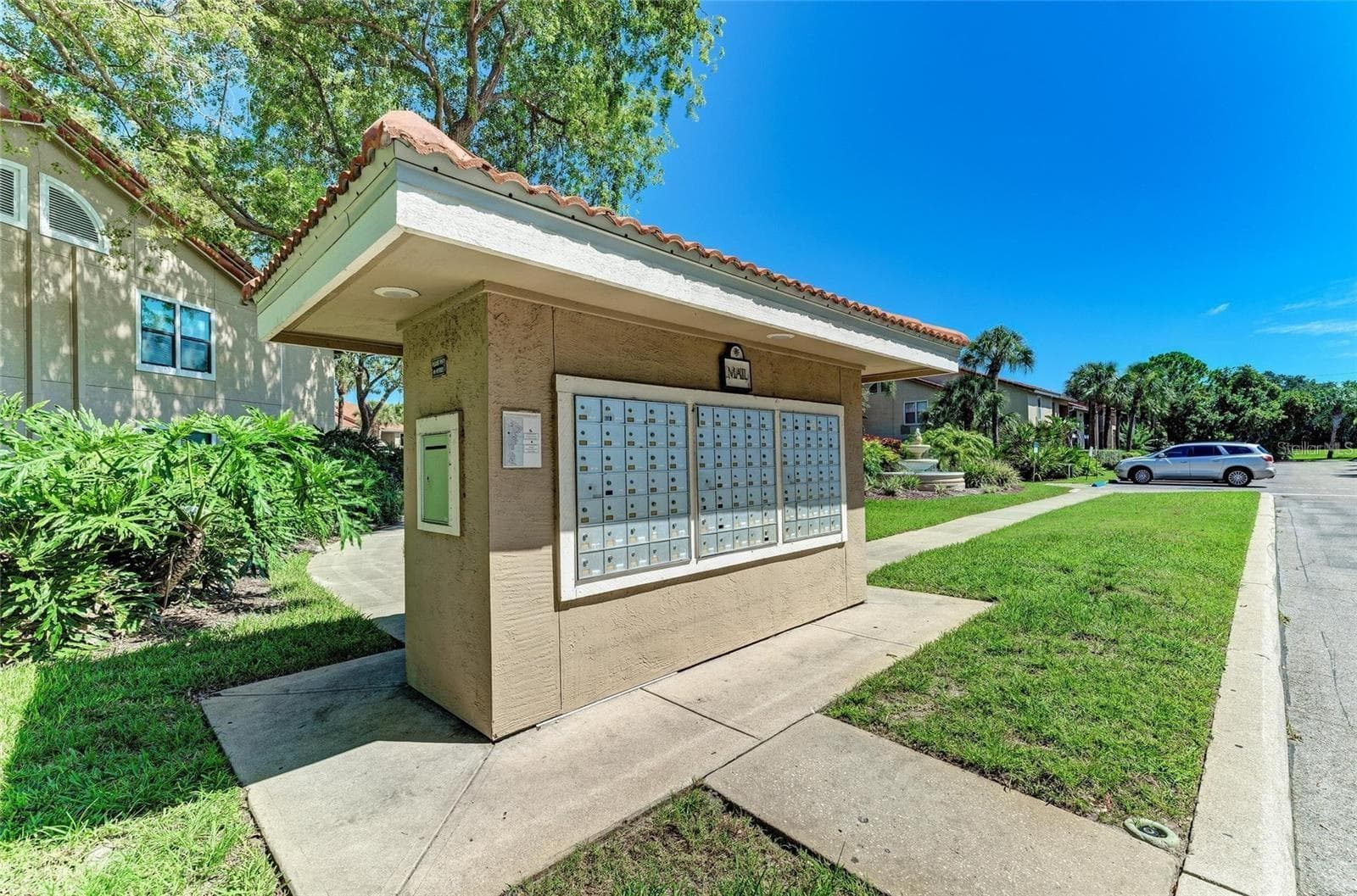 Condominium at 4040 CROCKERS LAKE BLVD #1717, SARASOTA, photo 31 of 44