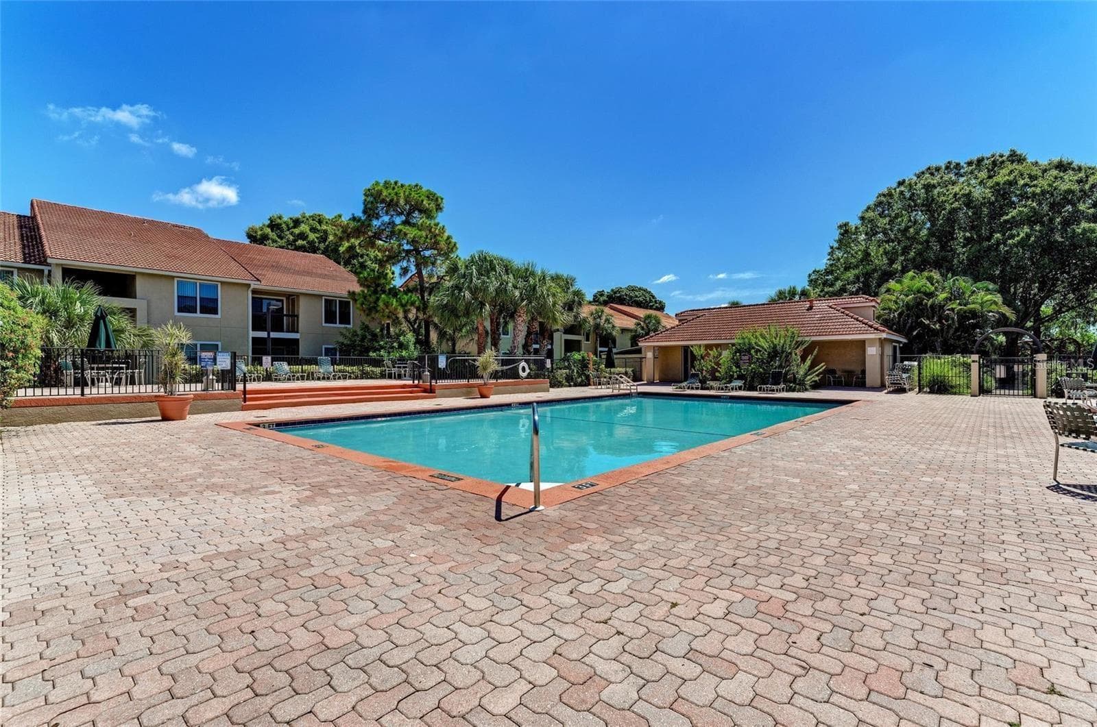 two pools - 4040 CROCKERS LAKE BLVD #1717, SARASOTA
