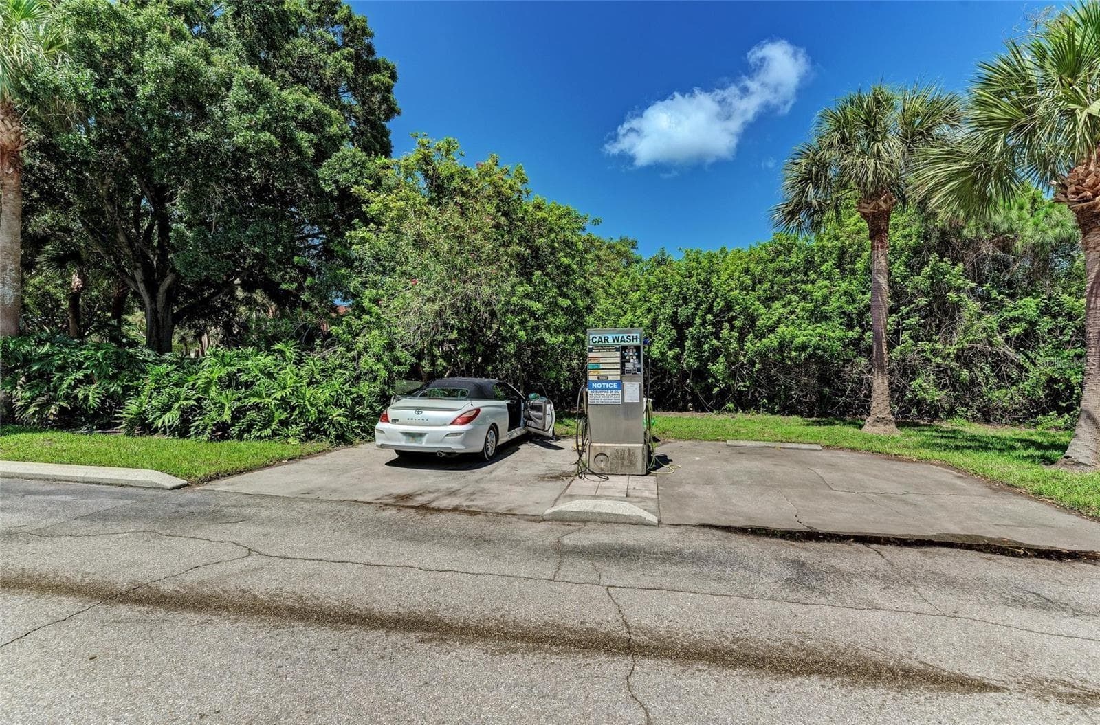 Car Wash Station - 4040 CROCKERS LAKE BLVD #1717, SARASOTA