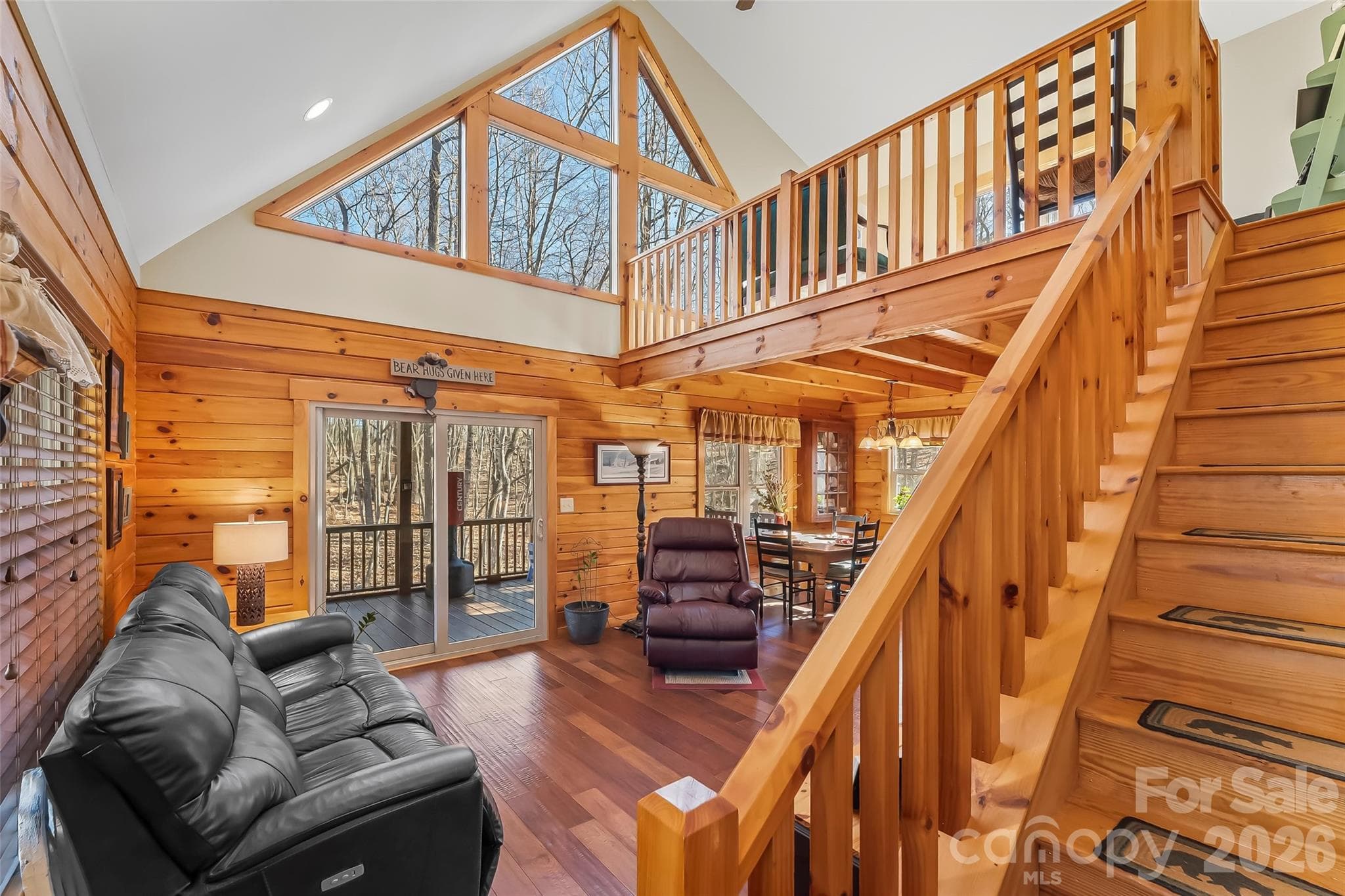 Great room - 204 Mountain Vista Drive, Nebo