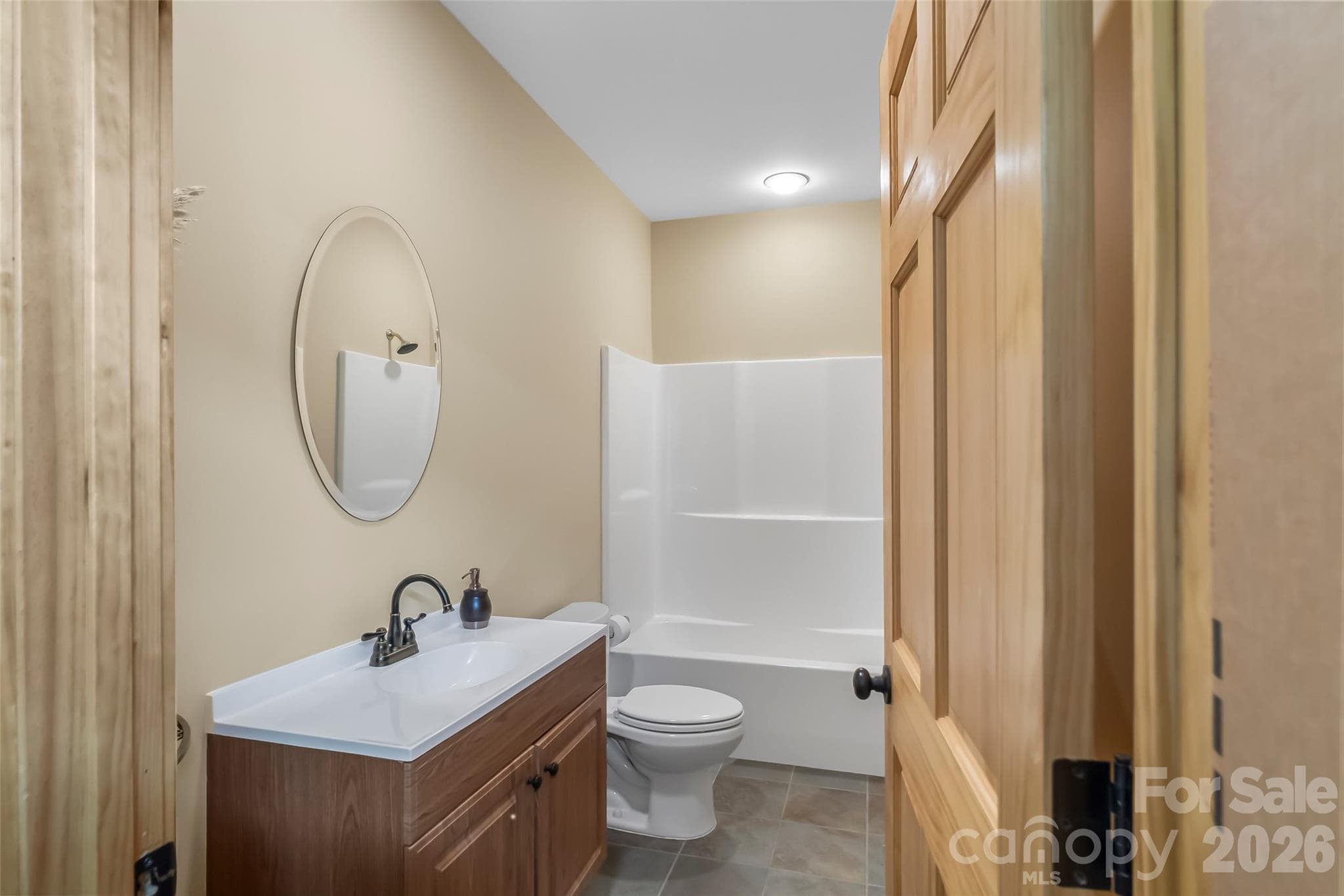 Basement full bath - 204 Mountain Vista Drive, Nebo