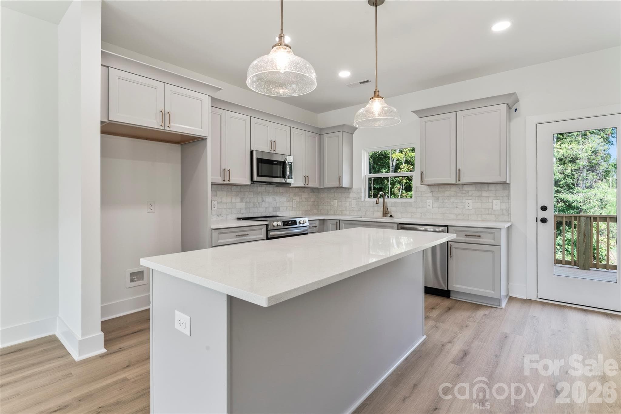 Townhouse at 309 Yaupon Court, Fort Mill, photo 4 of 42