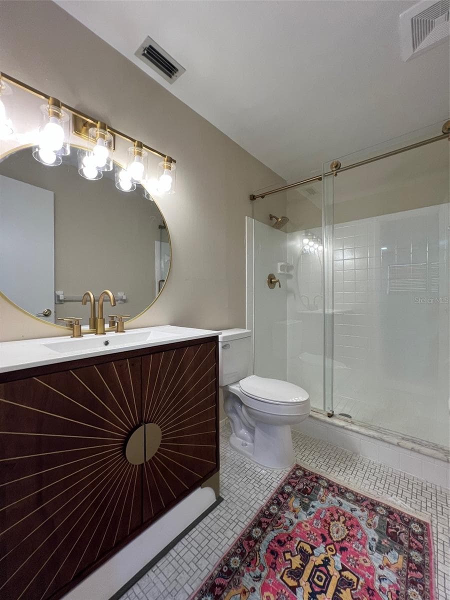 PBATH - 5970 80TH ST N #101, ST PETERSBURG