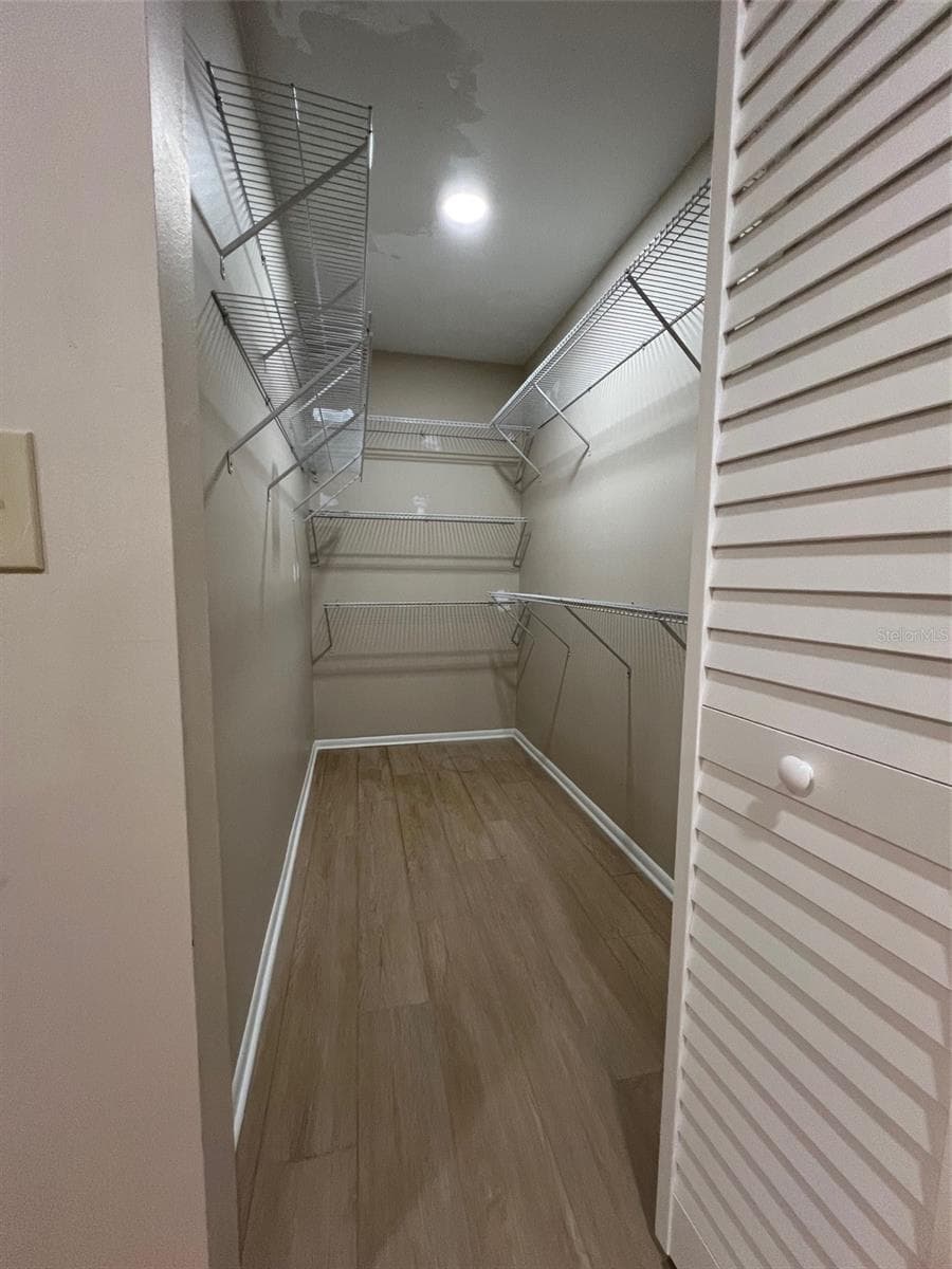 P CLOSET - 5970 80TH ST N #101, ST PETERSBURG