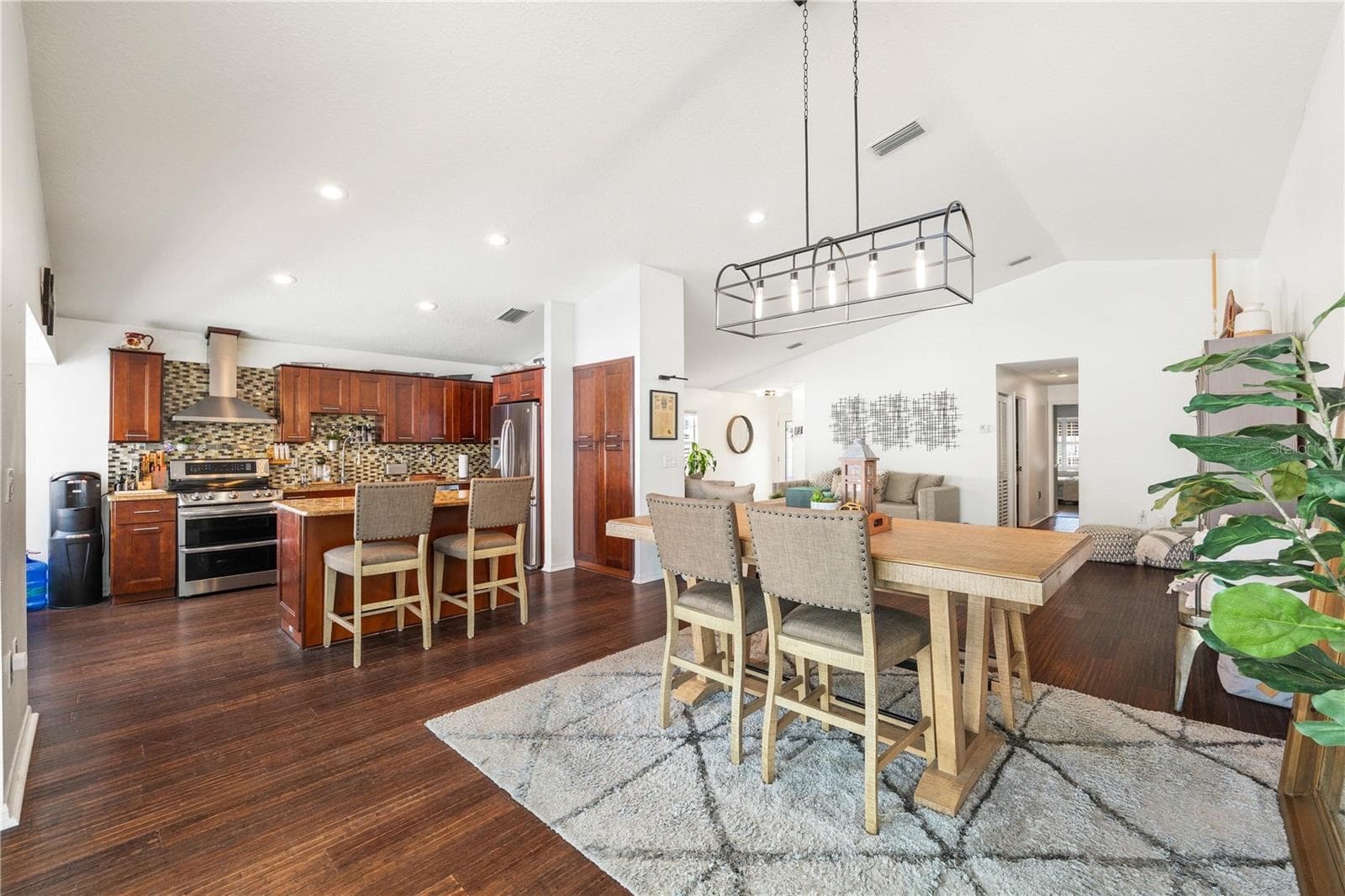 Single Family Residence at 5806 CAY COVE CT, TAMPA, photo 21 of 64