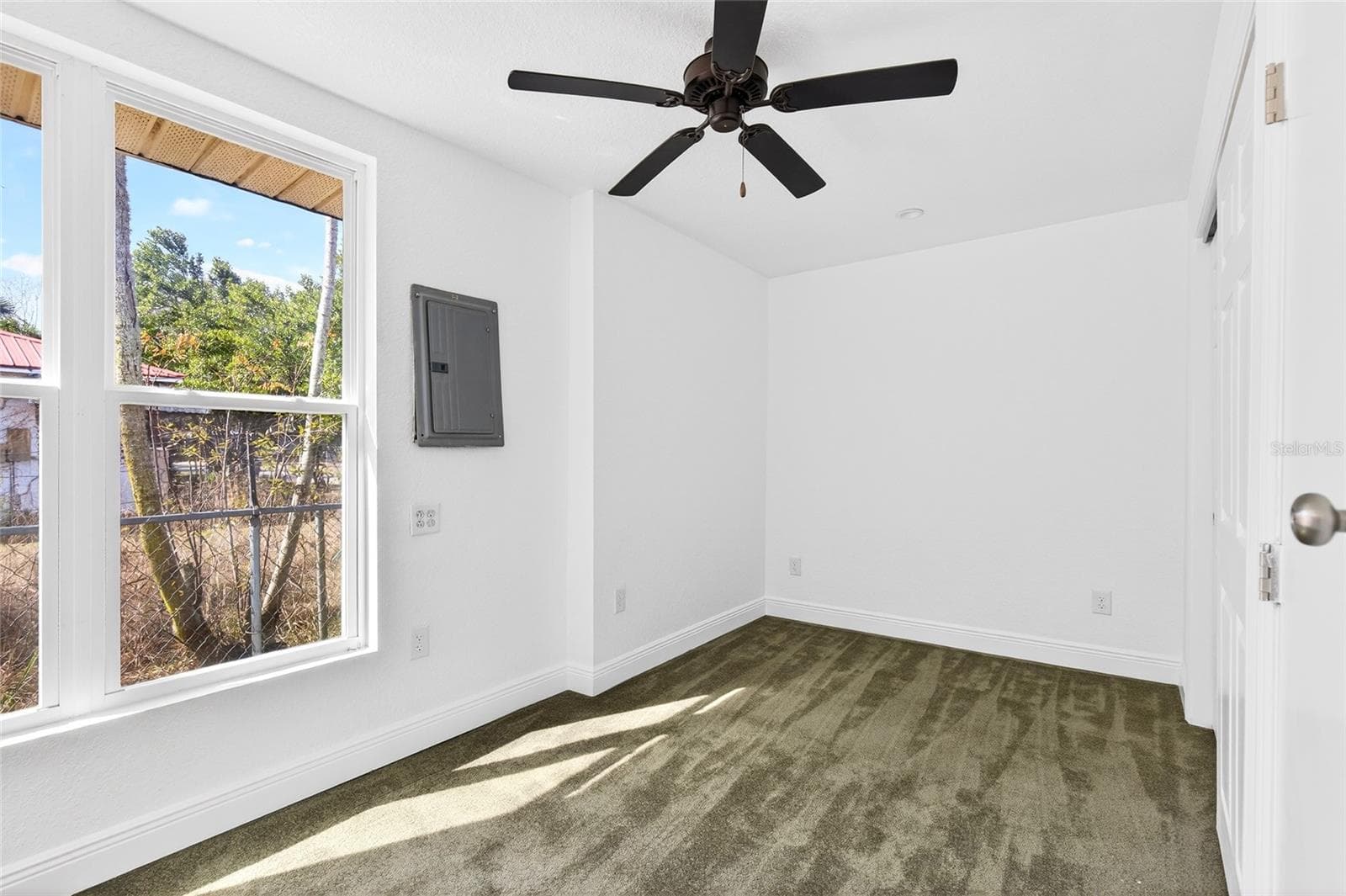 Single Family Residence at 1110 SW FORT KING ST, OCALA, photo 8 of 30