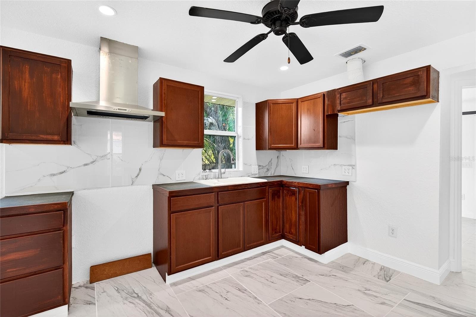 Single Family Residence at 1110 SW FORT KING ST, OCALA, photo 18 of 30
