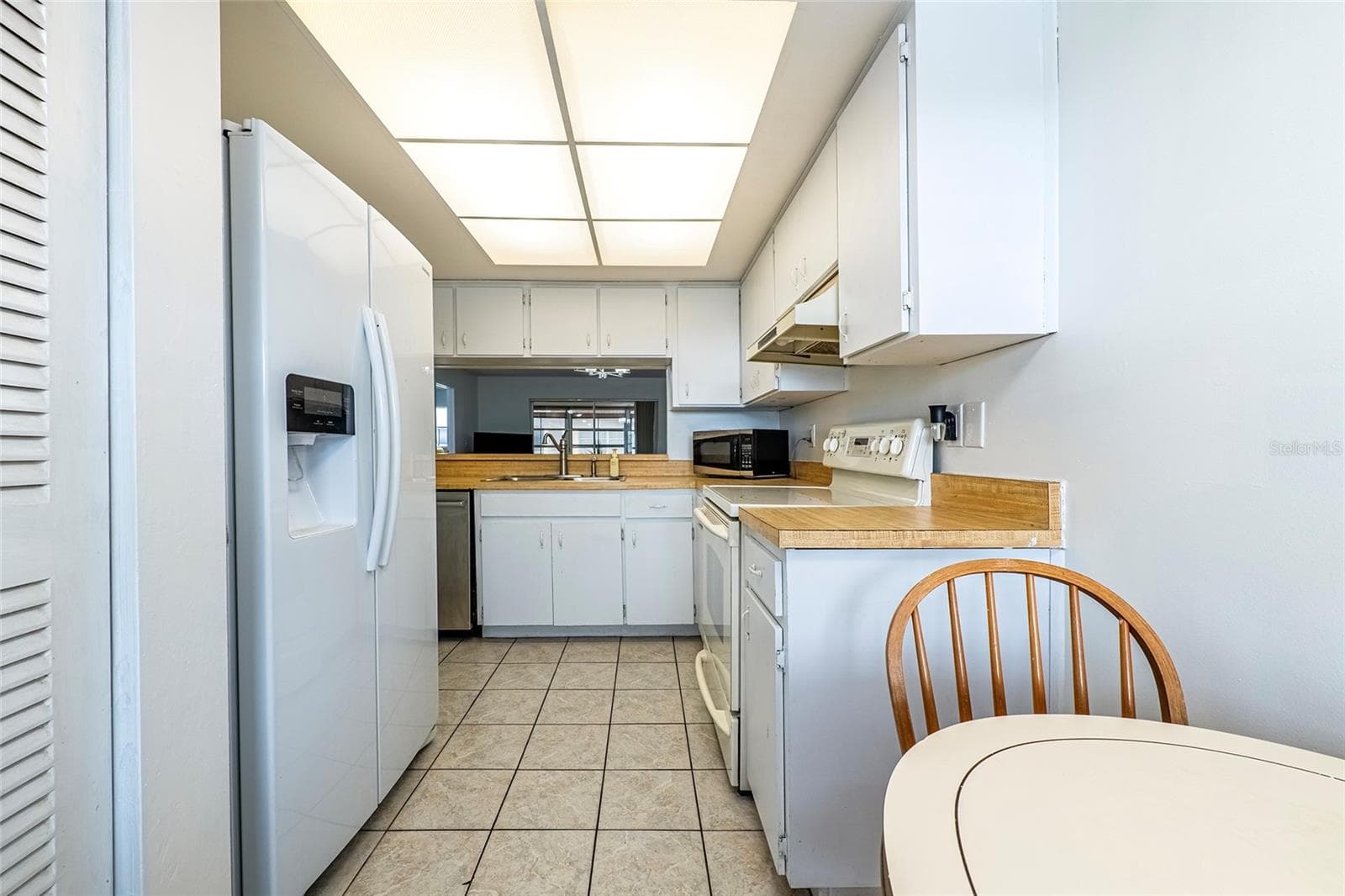 Condominium at 5197 SILENT LOOP #224, NEW PORT RICHEY, photo 7 of 41
