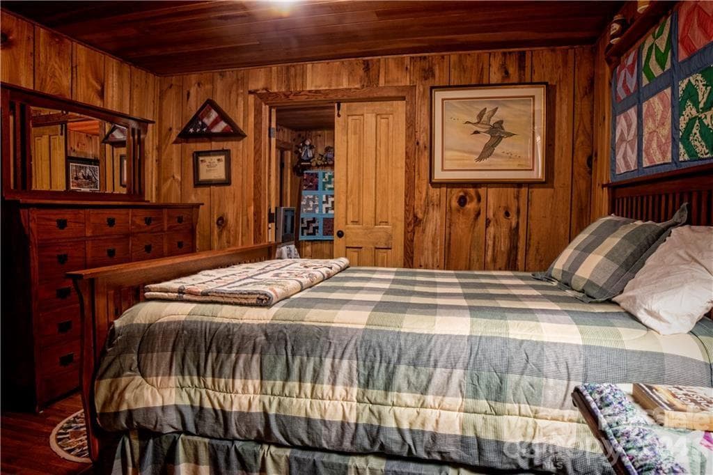 Acreage at 2736 White Oak Flats Road, Green Mountain, photo 21 of 44