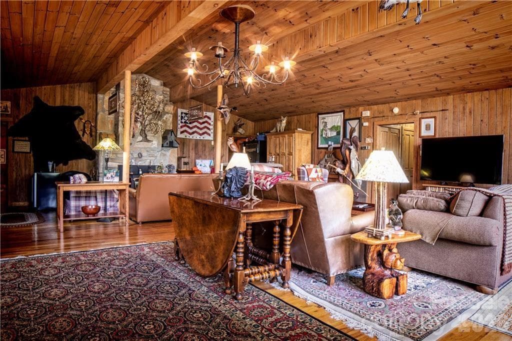 Single Family Residence at 2736 White Oak Flats Road, Green Mountain, photo 12 of 44