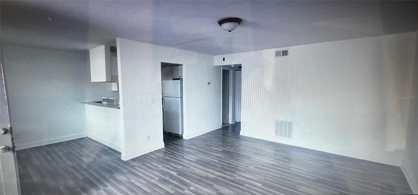 Condominium at 900 S PENINSULA DR #111, DAYTONA BEACH, photo 2 of 8