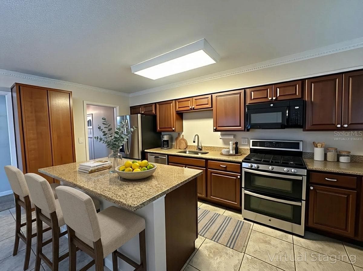 Virtually Staged - 34041 HIGHLAND RD, LEESBURG