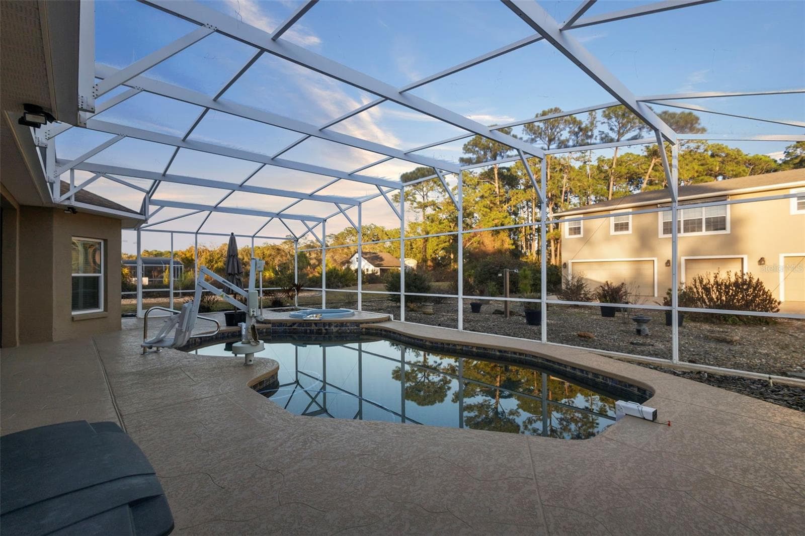 POOL/SPA - 73 SANCTUARY AVE, DEBARY