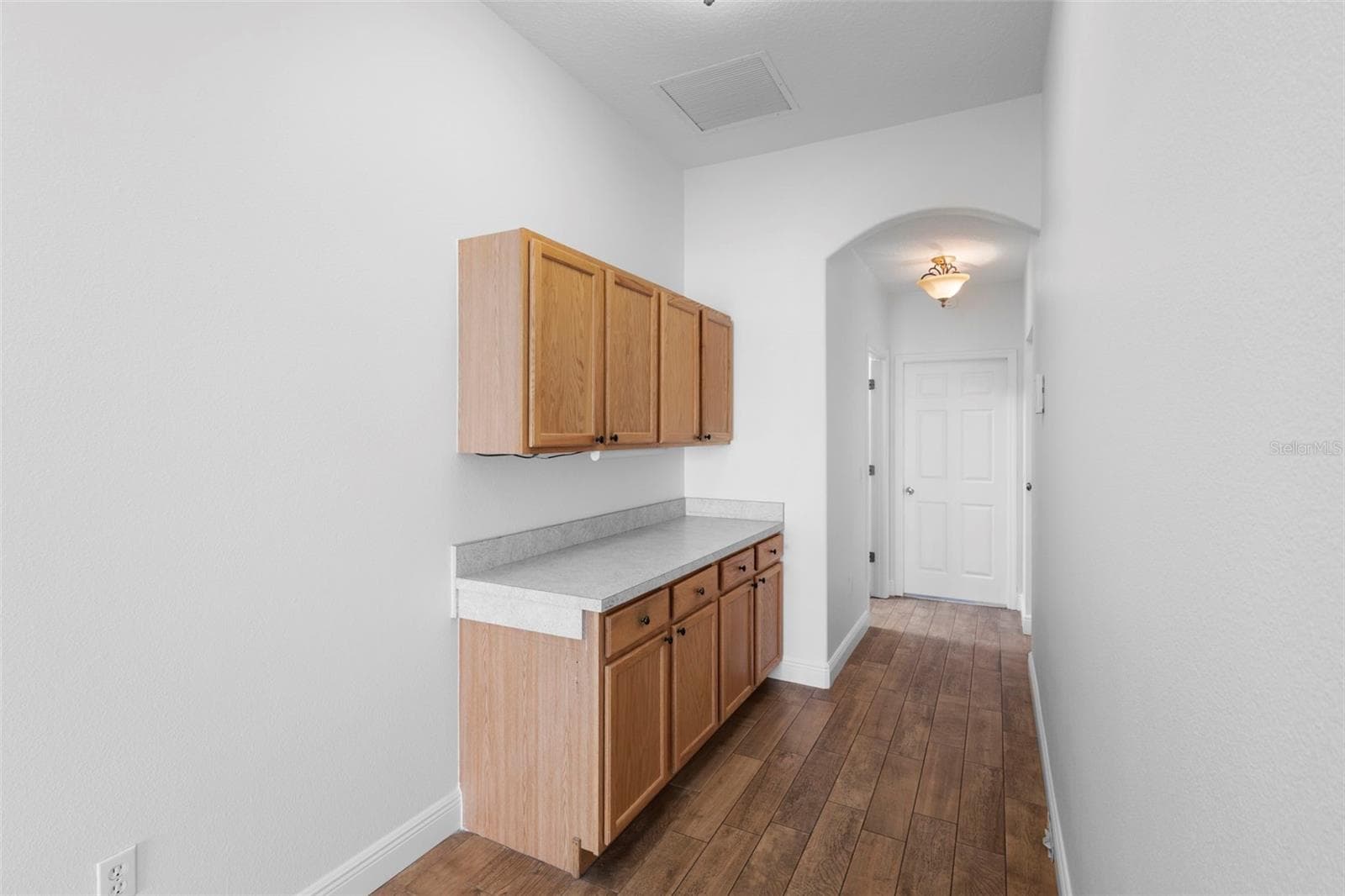 HALL TO LAUNDRY ROOM - 73 SANCTUARY AVE, DEBARY