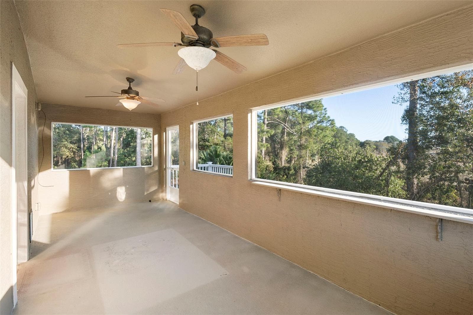 ADU COVERED PATIO - 73 SANCTUARY AVE, DEBARY