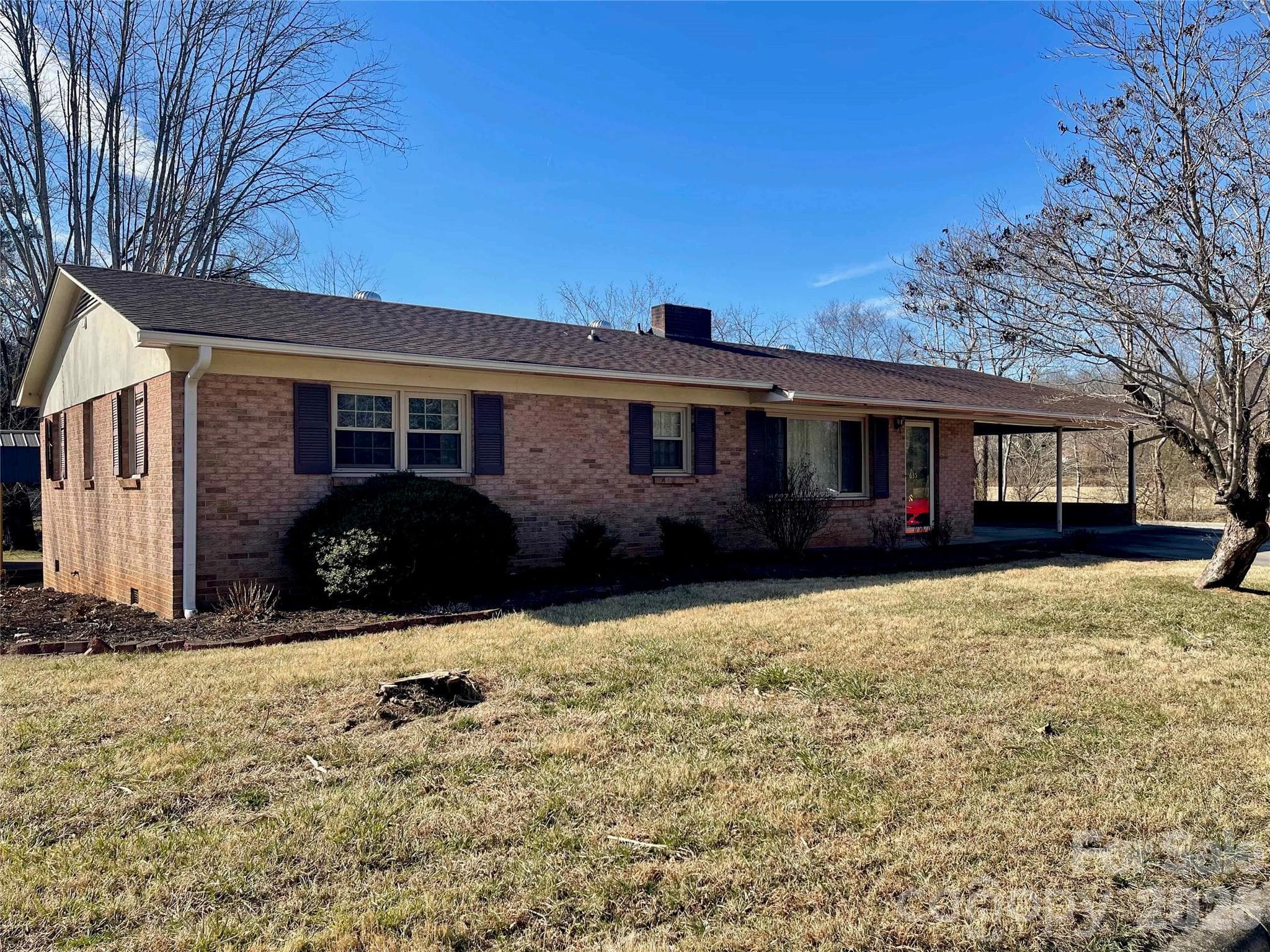 635 Powell Road NE