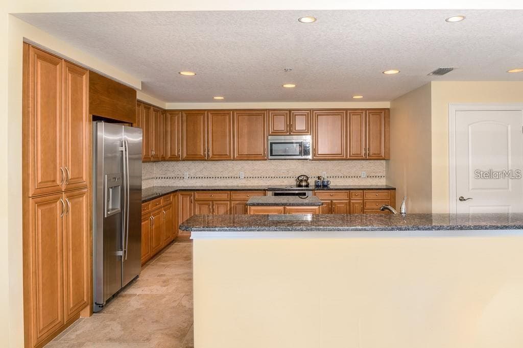Condominium at 611 RIVIERA DUNES WAY #604, PALMETTO, photo 10 of 35