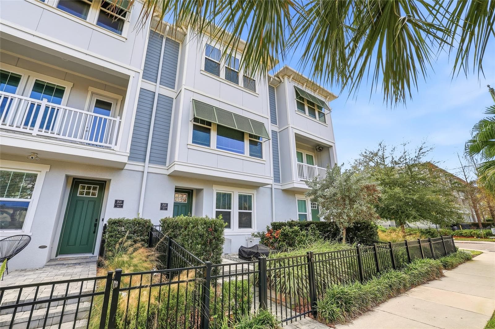 Townhouse at 2510 W CLEVELAND ST #2, TAMPA, photo 6 of 56