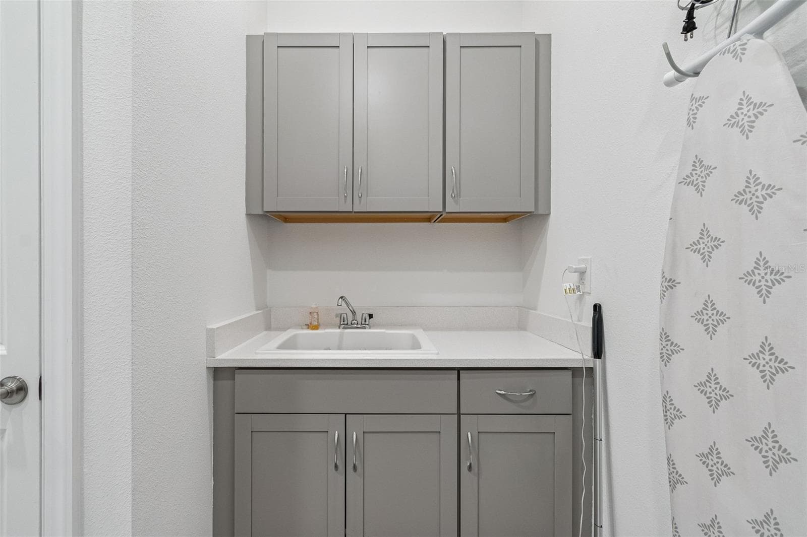 Laundry - 4952 SURFSIDE CIR, BRADENTON