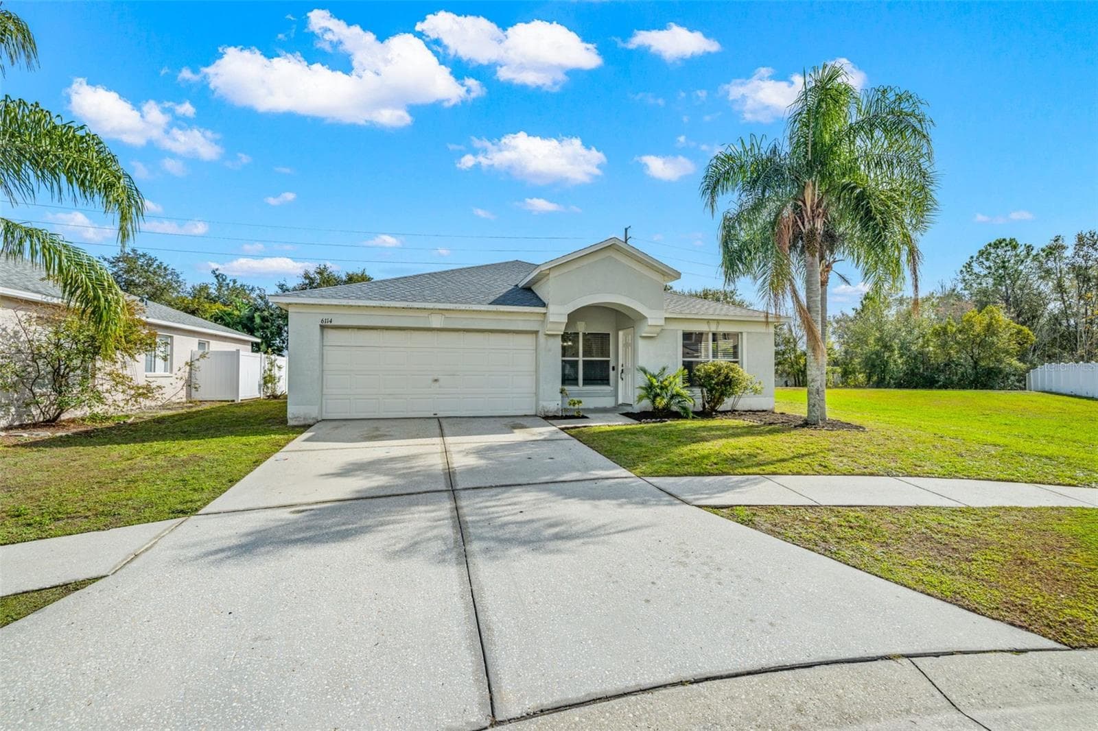Single Family Residence at 6114 SCHOOL HOUSE CT, WESLEY CHAPEL, photo 2 of 37