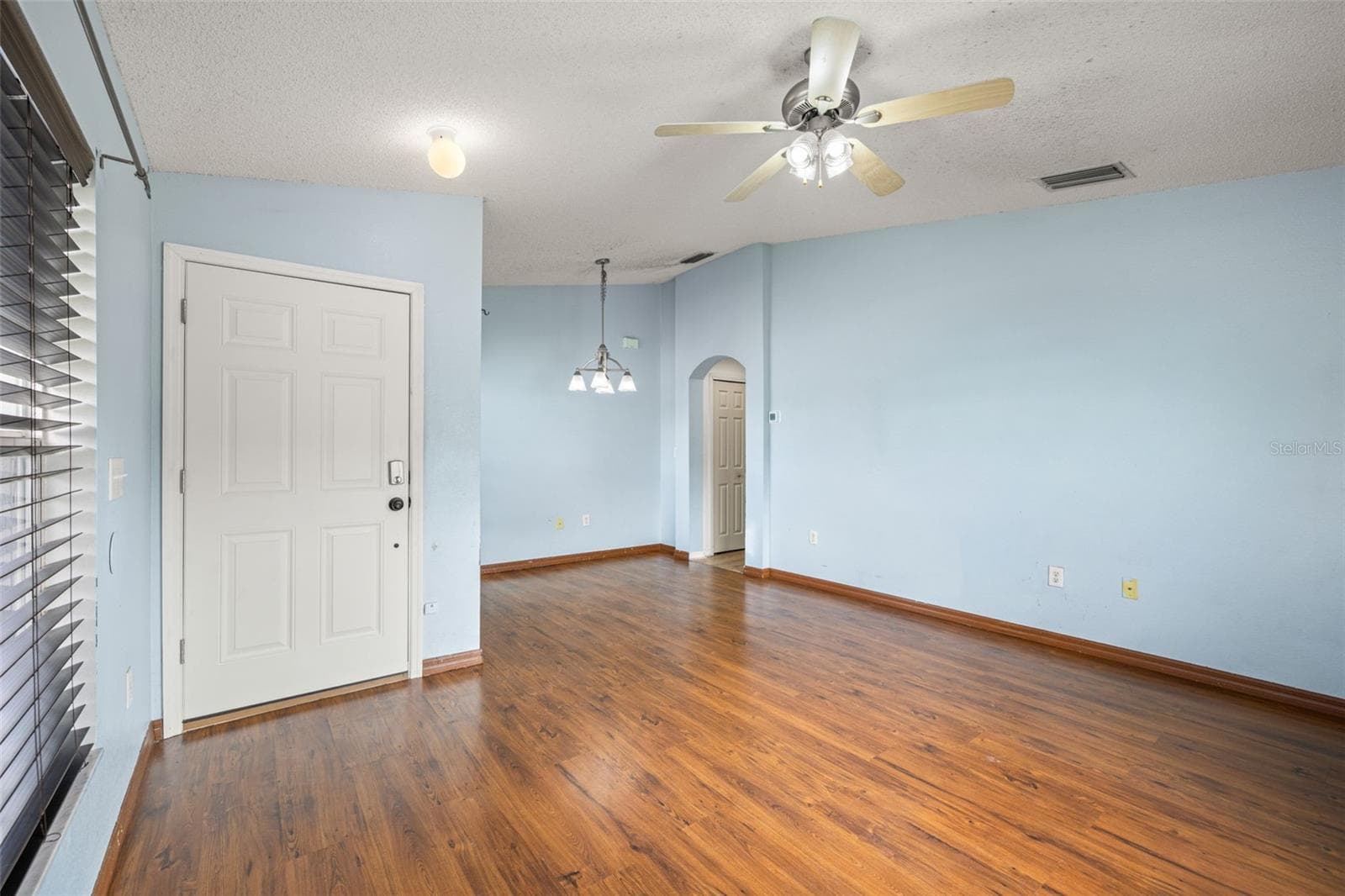 Single Family Residence at 6114 SCHOOL HOUSE CT, WESLEY CHAPEL, photo 5 of 37