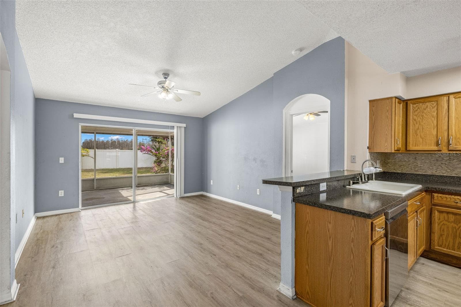 Single Family Residence at 6114 SCHOOL HOUSE CT, WESLEY CHAPEL, photo 12 of 37