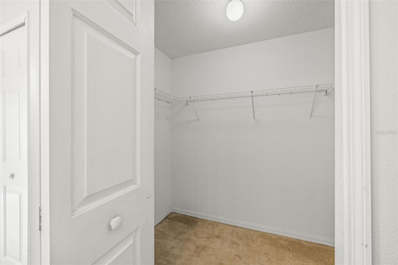 Single Family Residence at 6114 SCHOOL HOUSE CT, WESLEY CHAPEL, photo 17 of 37