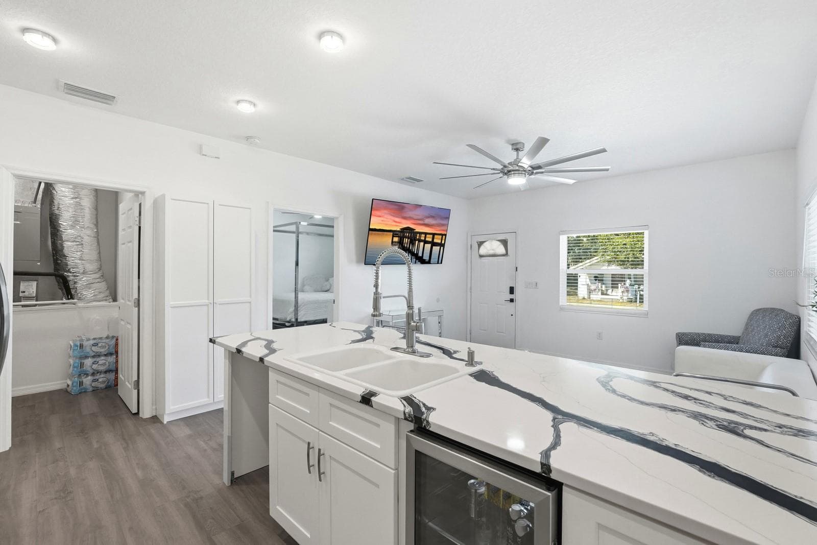 Single Family Residence at 557 LIVE OAK AVE, DAYTONA BEACH, photo 12 of 33