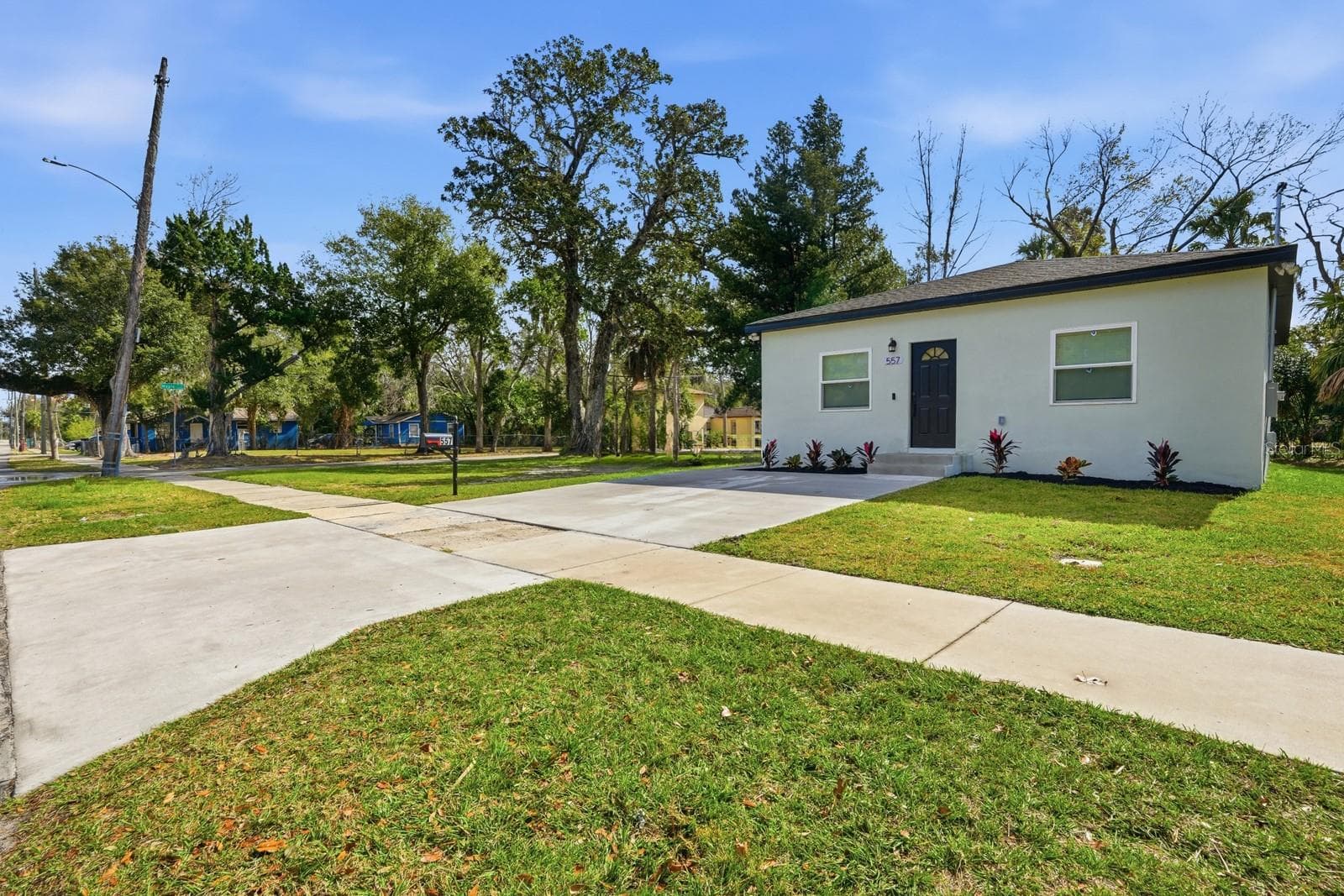 Single Family Residence at 557 LIVE OAK AVE, DAYTONA BEACH, photo 32 of 33