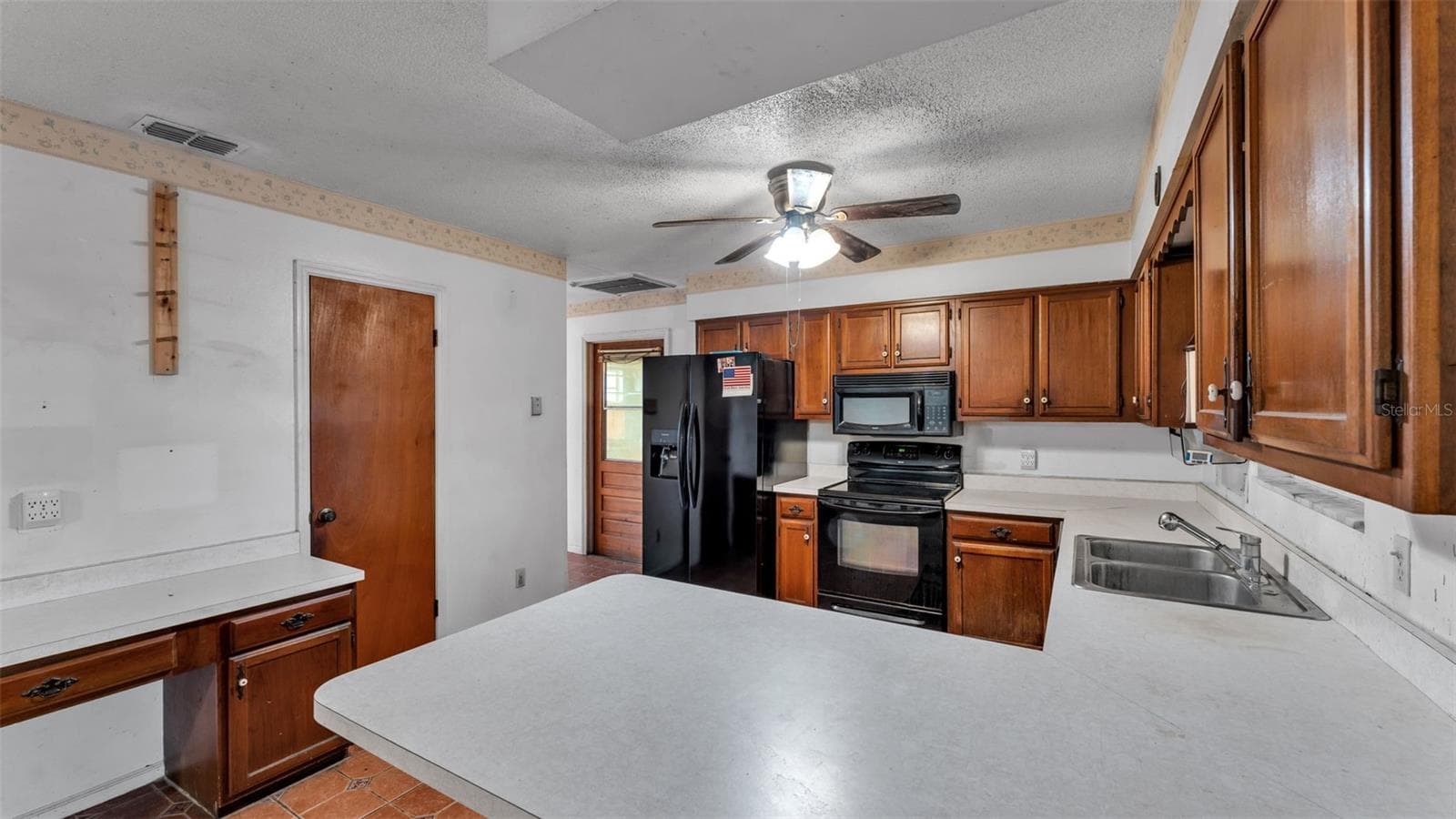 Kitchen - 4104 E COUNTY ROAD 540A, LAKELAND