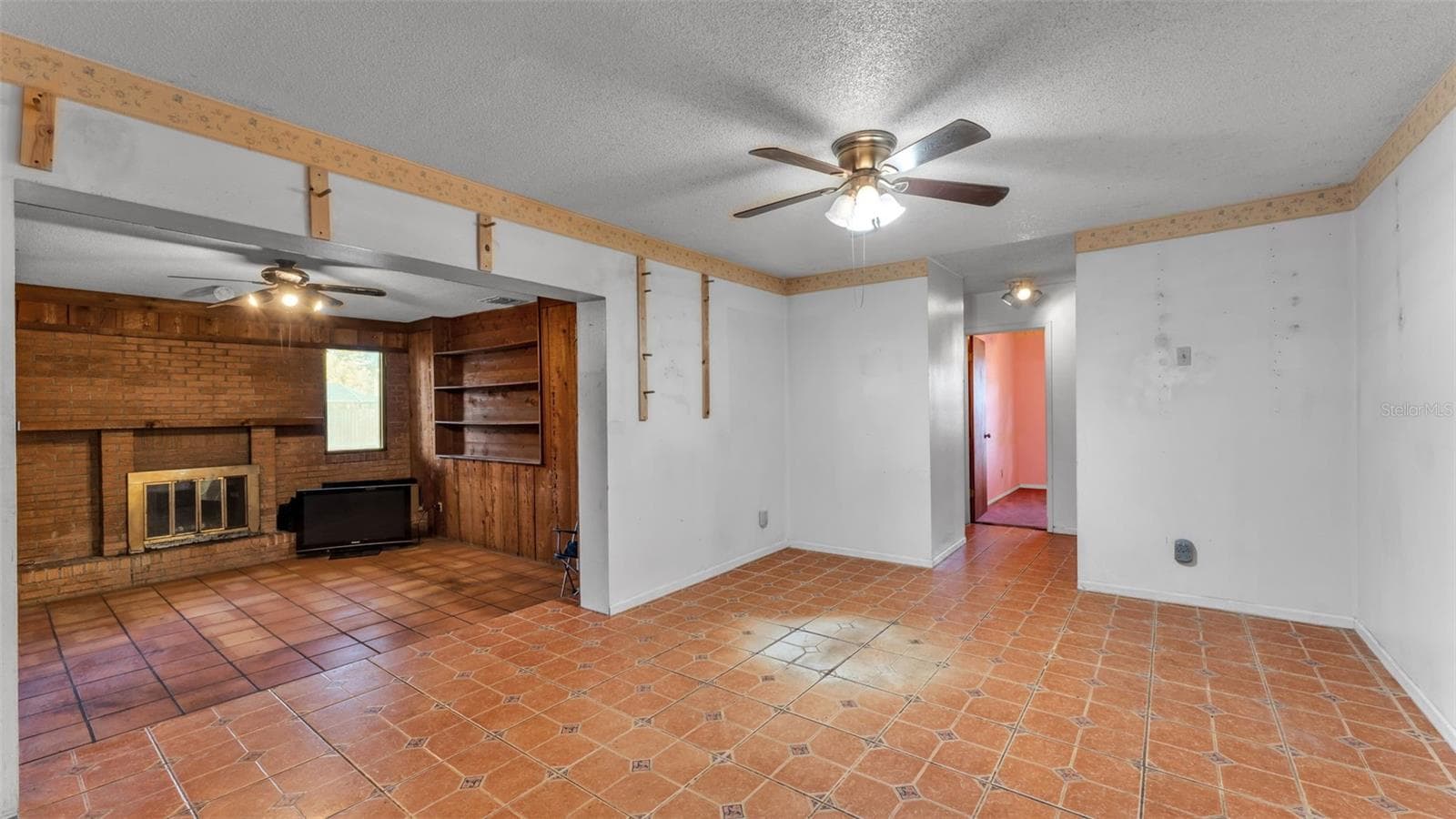 Dinette & Family Room - 4104 E COUNTY ROAD 540A, LAKELAND