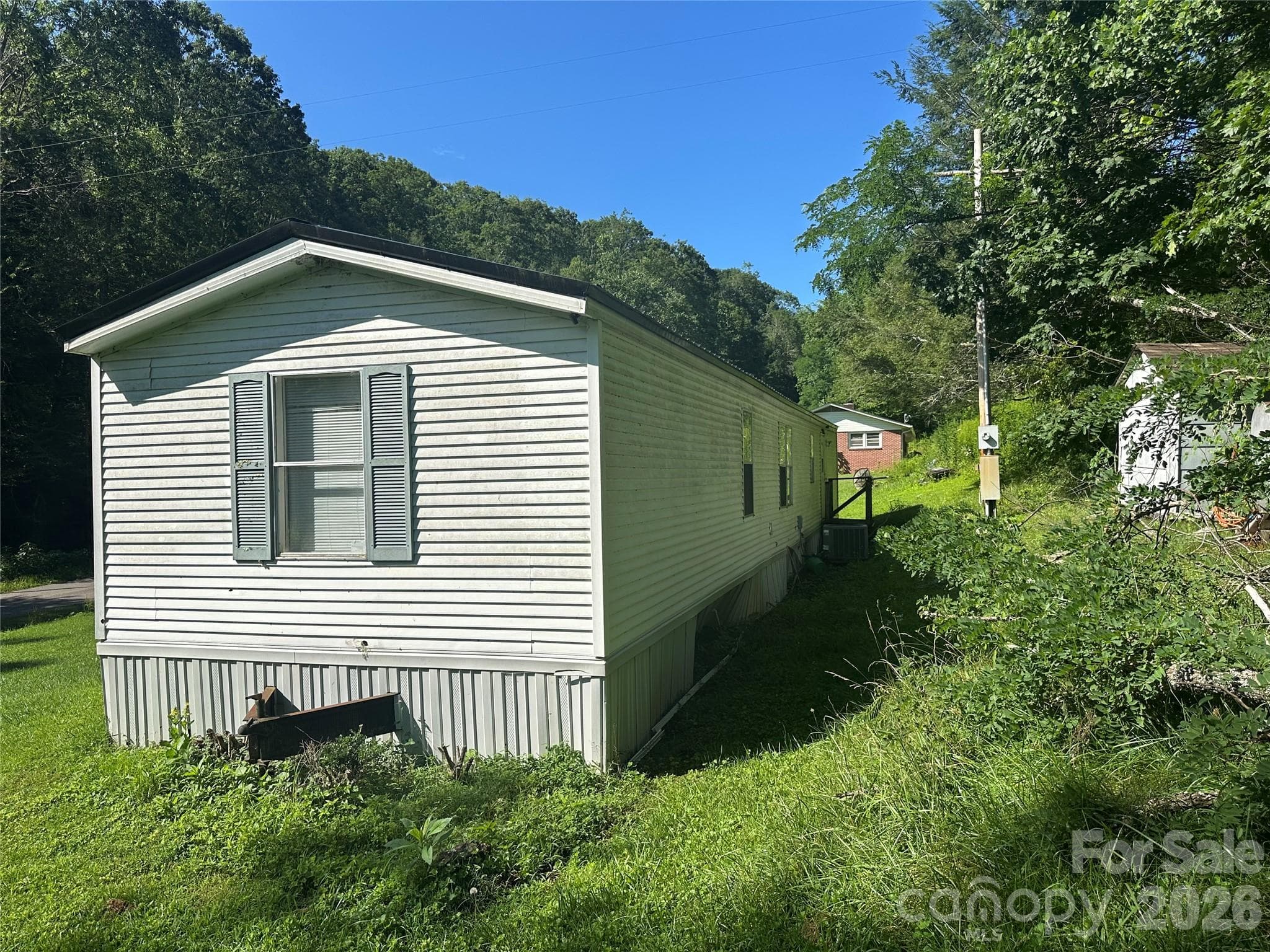 Single Family Residence at 492 Chestnut Mountain Road, Spruce Pine, photo 24 of 27
