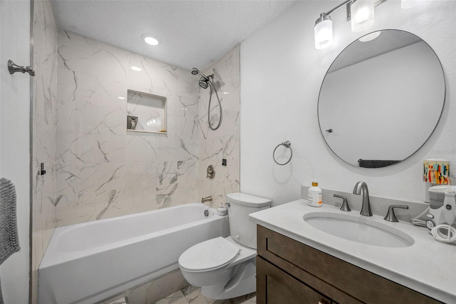 Spare bath - 7149 SPRUCE DR, WEEKI WACHEE
