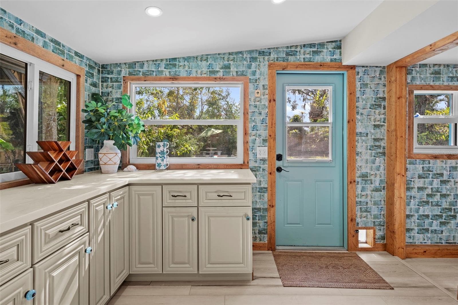 Single Family Residence at 105 TUCKER AVE, SARASOTA, photo 53 of 98