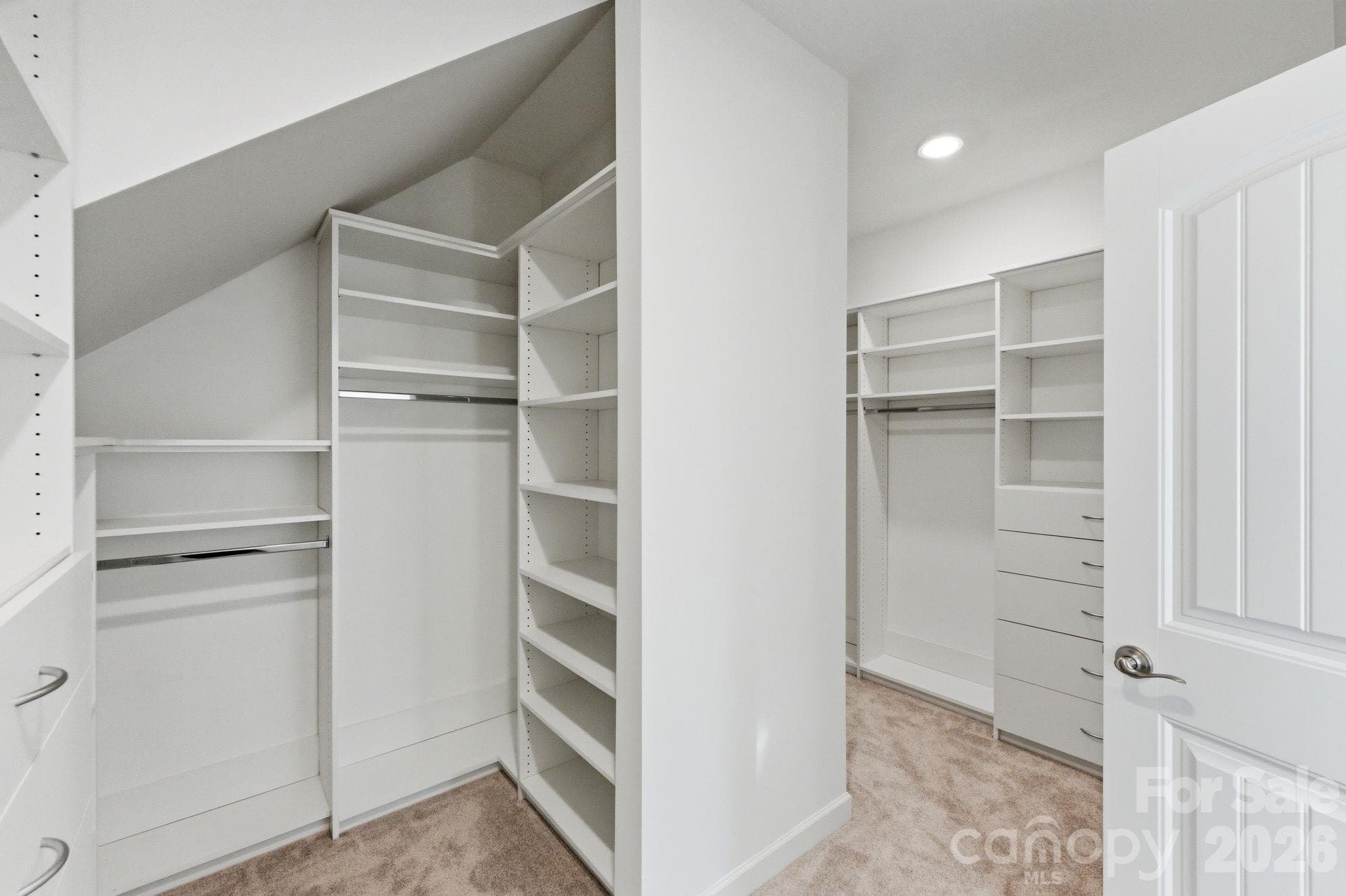 Built-in closet - 374 Hampton Trail Drive, Fort Mill