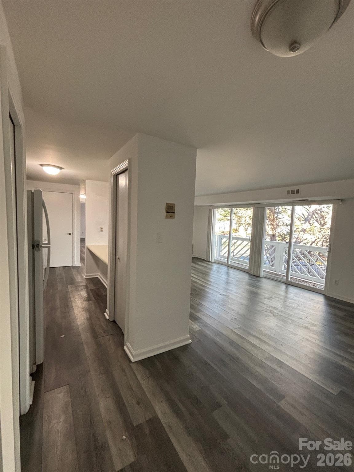 Condominium at 9409 Old Concord Road, Charlotte, photo 2 of 17