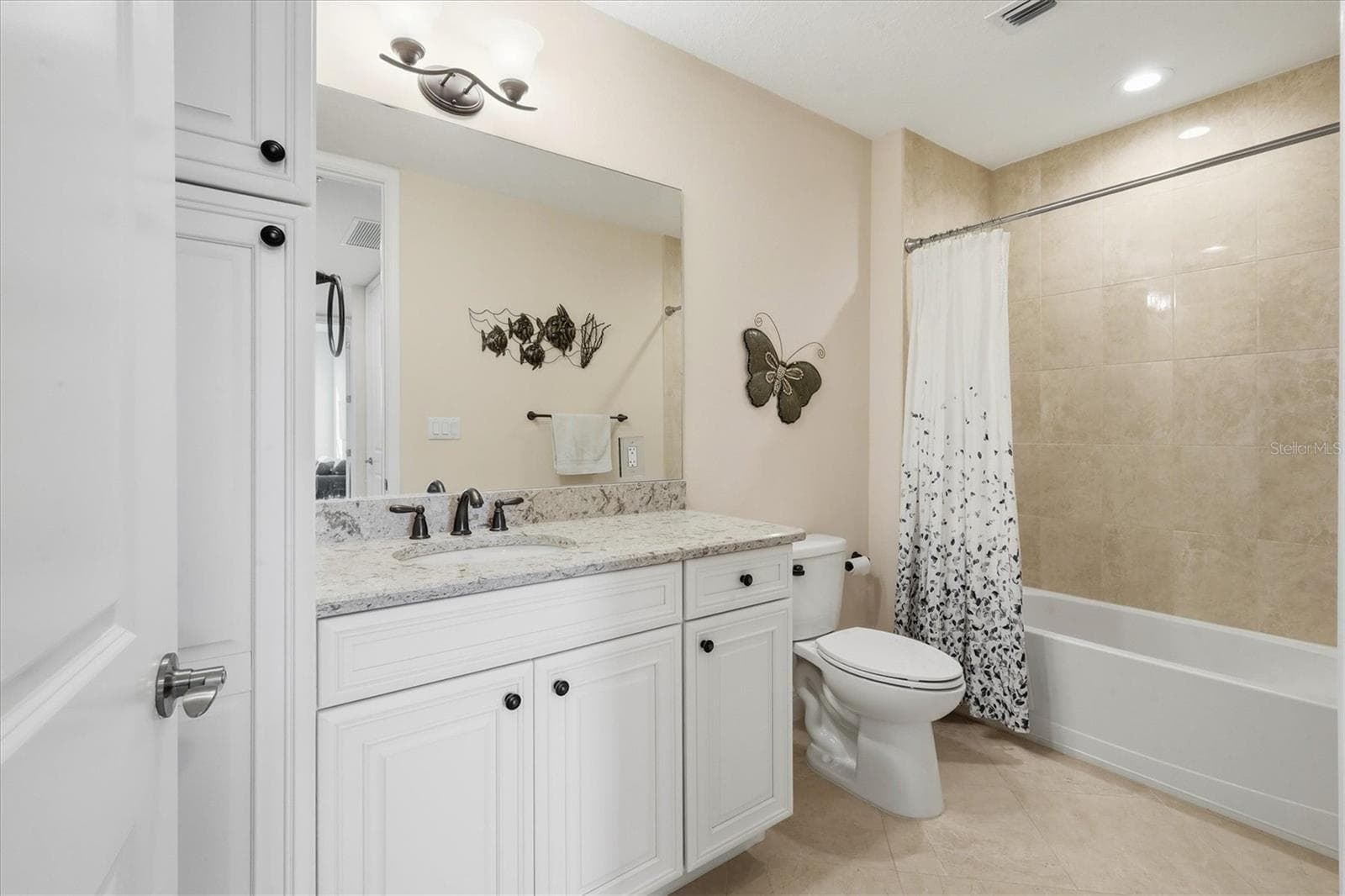 Condominium at 395 ARUBA CIR #303, BRADENTON, photo 27 of 51