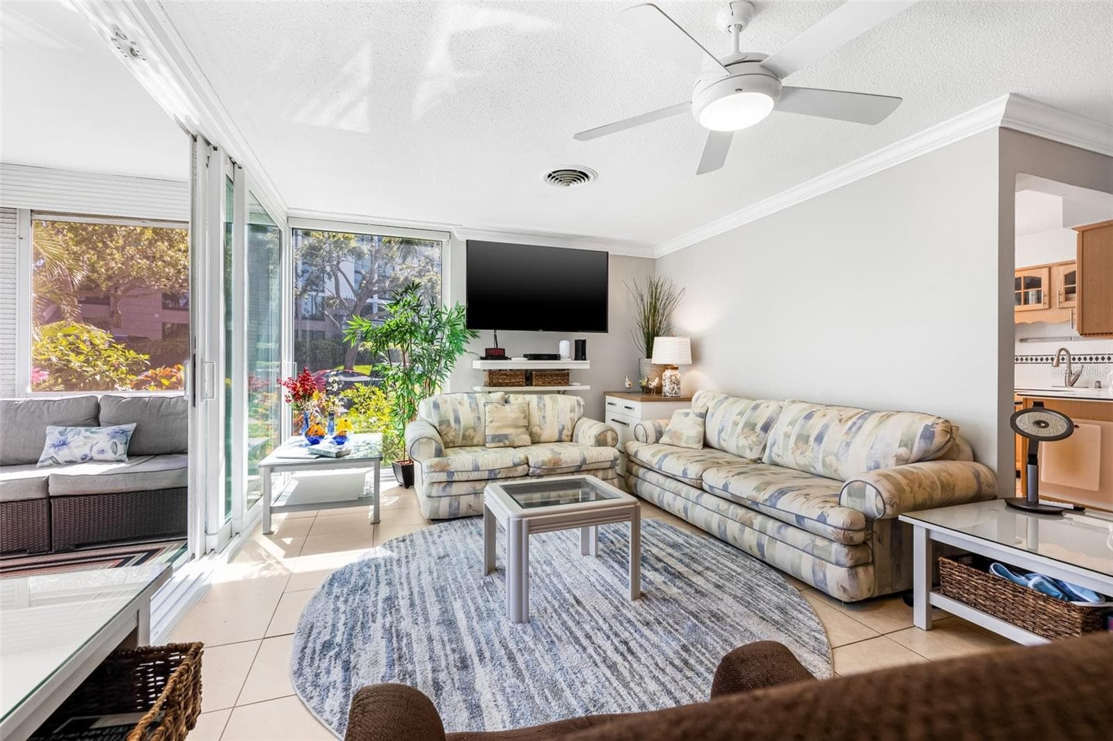 Condominium at 615 10TH AVE NE #1, ST PETERSBURG, photo 4 of 34